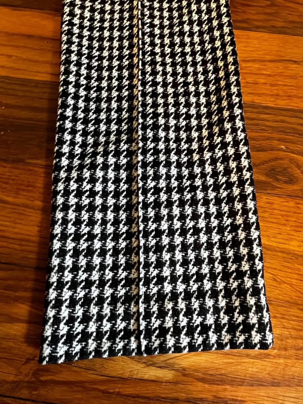 Michael Kors Black and White Houndstooth Pants - Picture 9 of 9